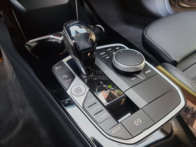 BMW 118 2.0 d Virtual/matrix