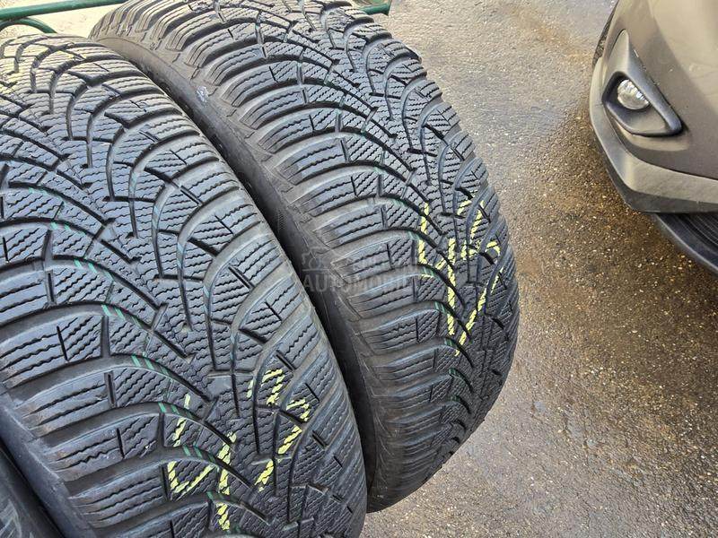 Goodyear 205/60 R16 Zimska