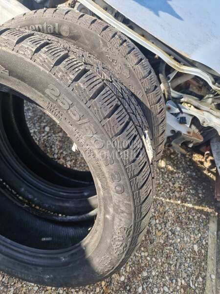 Continental 255/50 R18 Zimska