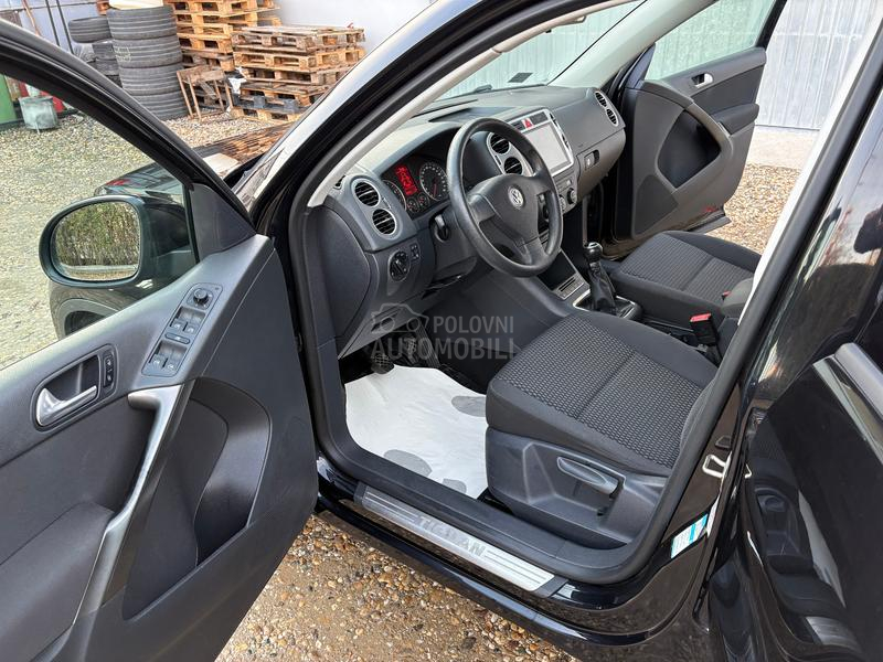 Volkswagen Tiguan 1.4 TSI 4x4 Nov,Nov