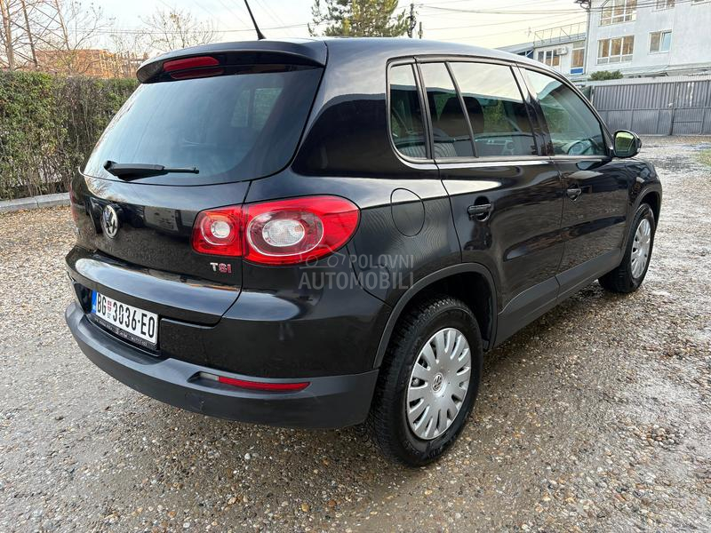 Volkswagen Tiguan 1.4 TSI 4x4 Nov,Nov