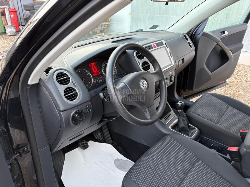 Volkswagen Tiguan 1.4 TSI 4x4 Nov,Nov