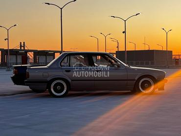 BMW 318 E30