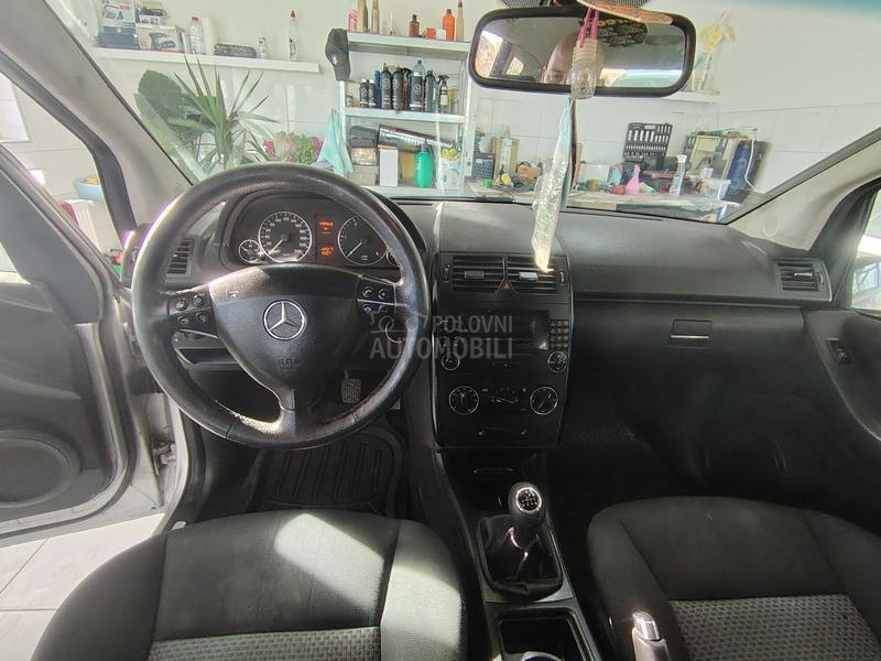 Mercedes Benz A 180 