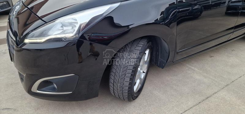 Peugeot 5008 ALLURE
