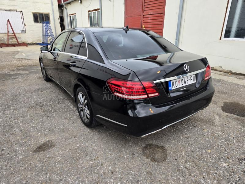 Mercedes Benz E 220 