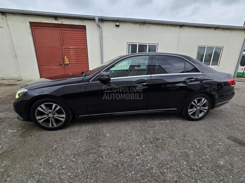 Mercedes Benz E 220 