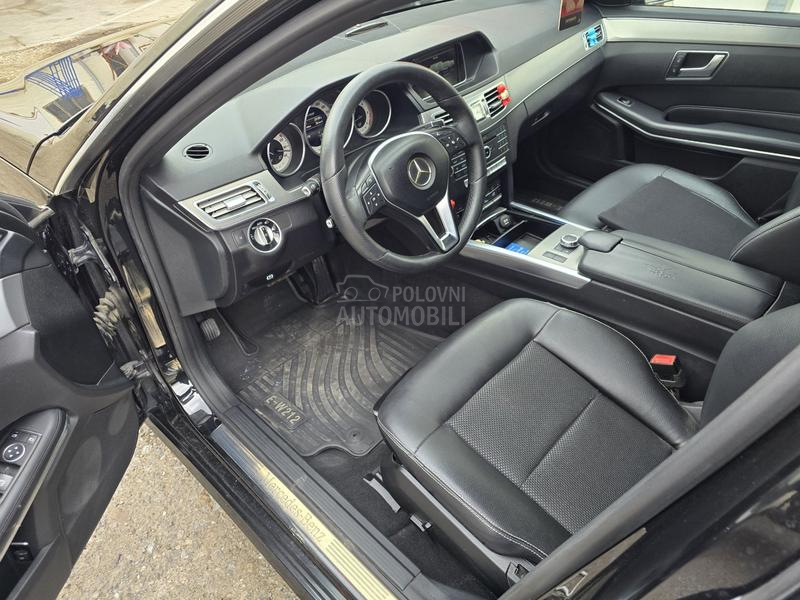 Mercedes Benz E 220 