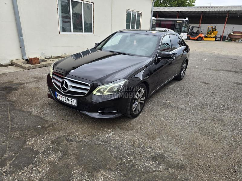 Mercedes Benz E 220 