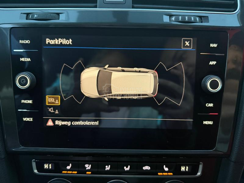 Volkswagen Golf 7 1.6 tdi /HIGHLINE/