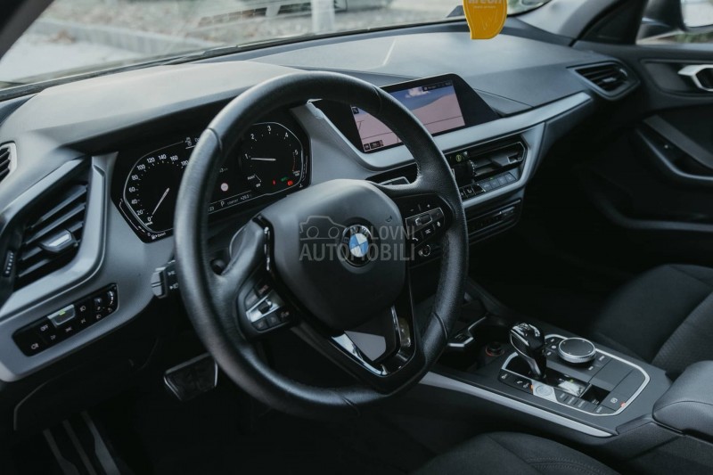 BMW 116 aut/nav/led
