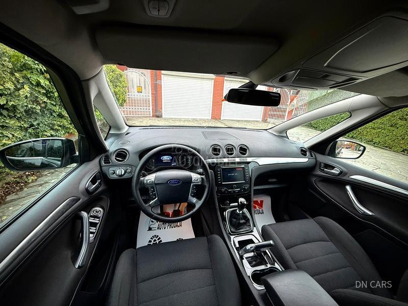 Ford S-Max TITANIUM CH