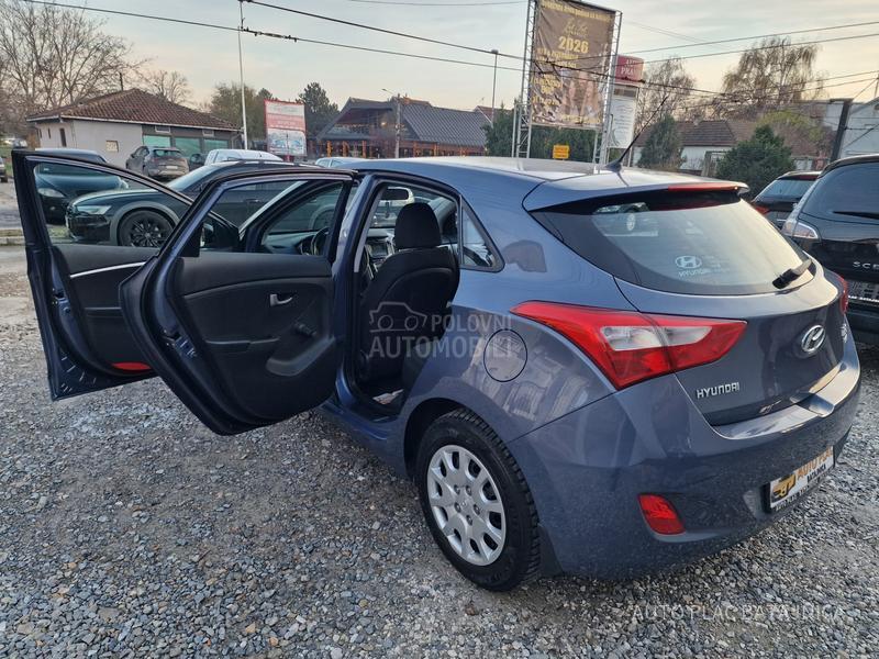 Hyundai i30 1.4 CRDI 195760