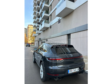 Porsche Macan s vazduh/pano
