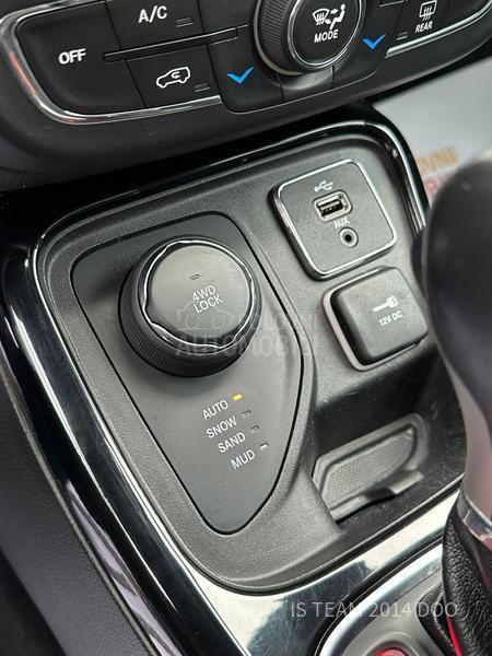 Jeep Compass 2.0MJET LIMITED N0V