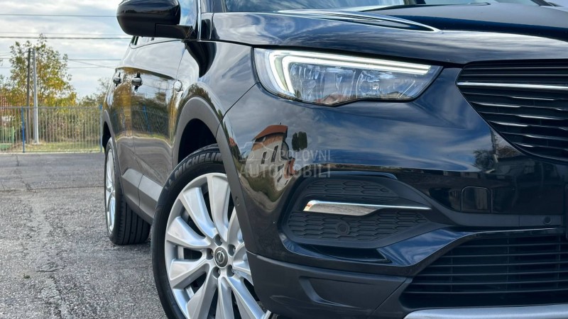 Opel Grandland X INOVATION PACK