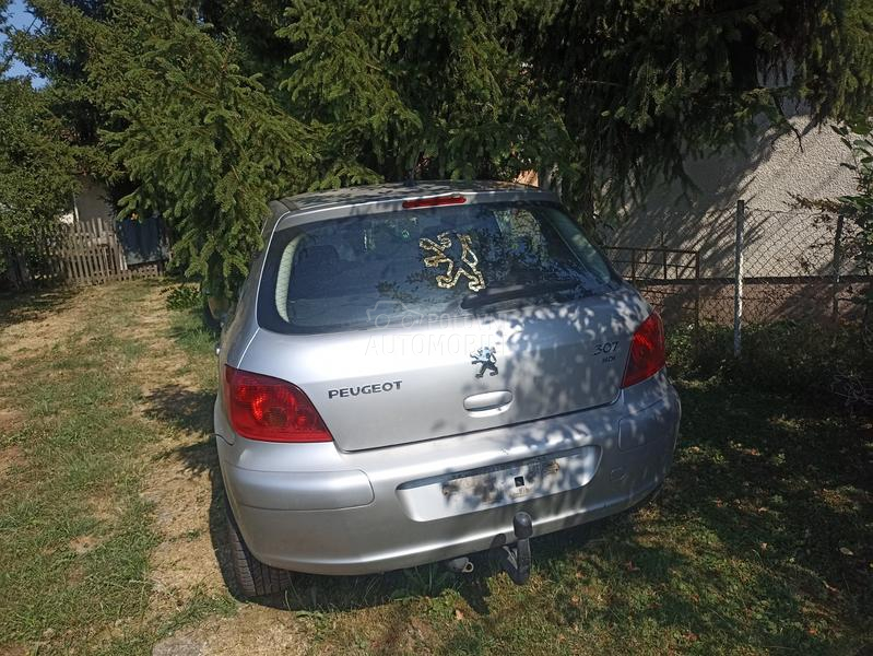 Delovi za Peugeot 307