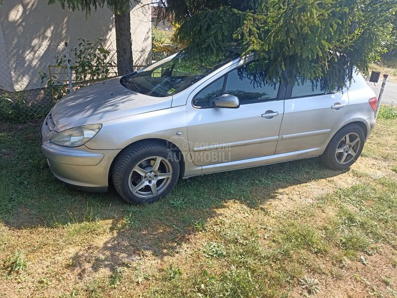 Delovi za Peugeot 307