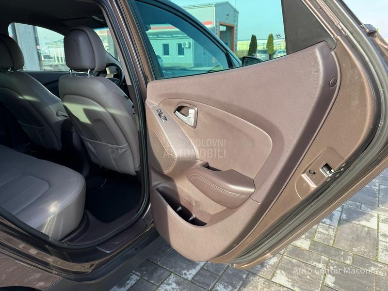 Hyundai ix35 2.0b CH
