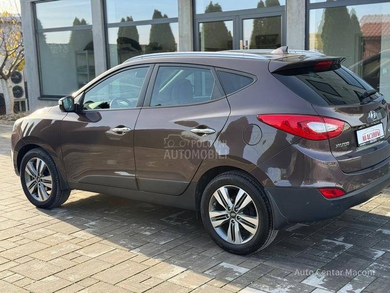 Hyundai ix35 2.0b CH