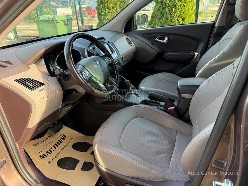 Hyundai ix35 2.0b CH