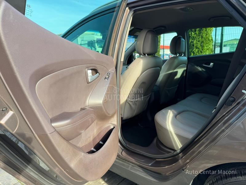 Hyundai ix35 2.0b CH