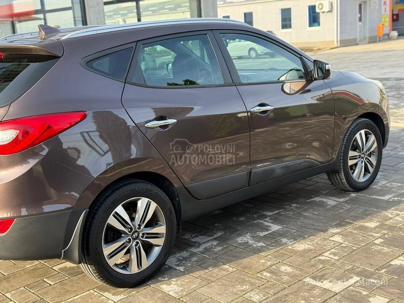 Hyundai ix35 2.0b CH