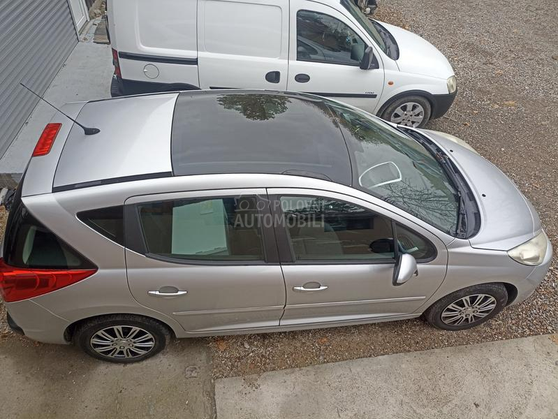 Delovi za Peugeot 207