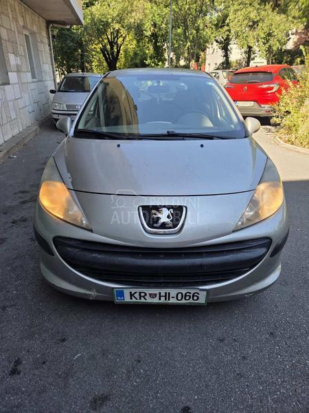 Delovi za Peugeot 207