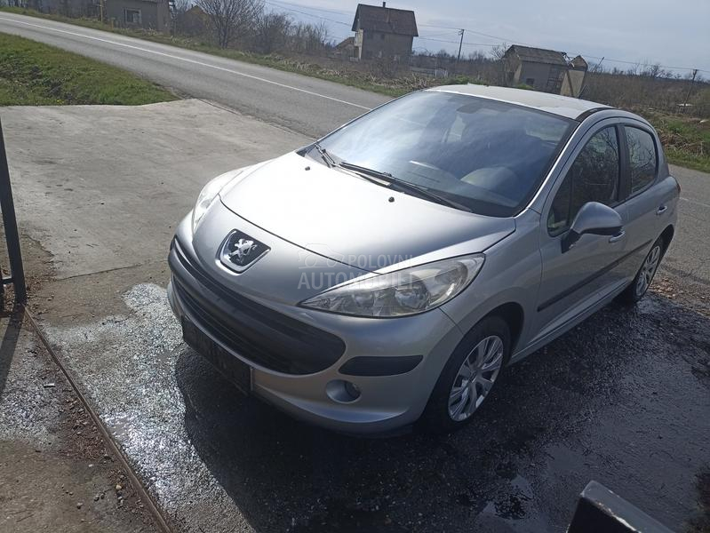Delovi za Peugeot 207
