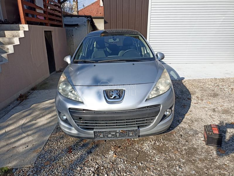 Delovi za Peugeot 207