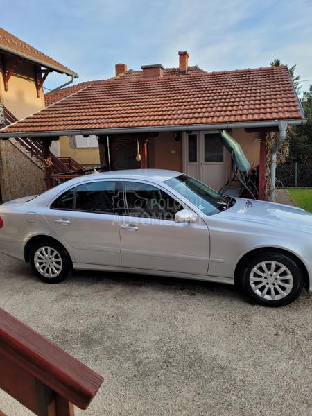Mercedes Benz E 200 