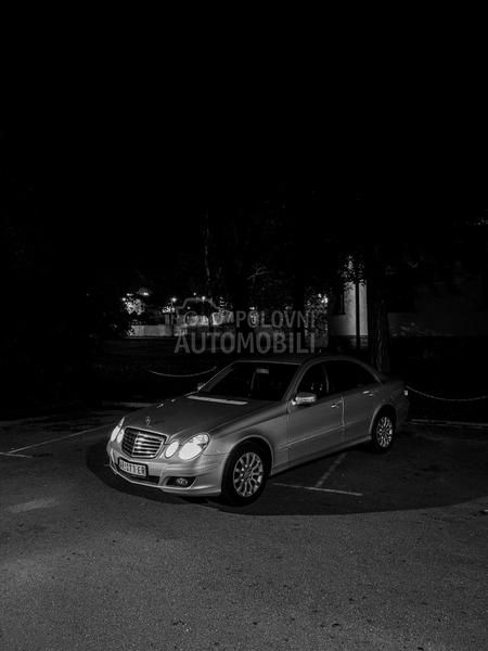 Mercedes Benz E 200 