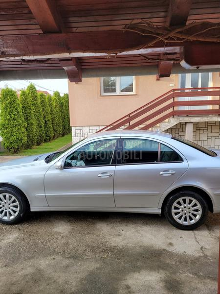 Mercedes Benz E 200 