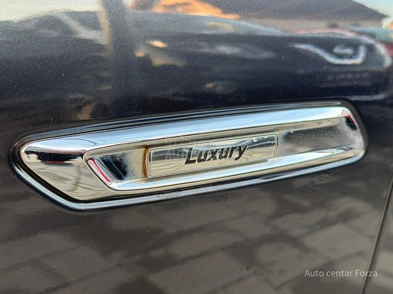 BMW 520 X-drive / N O V