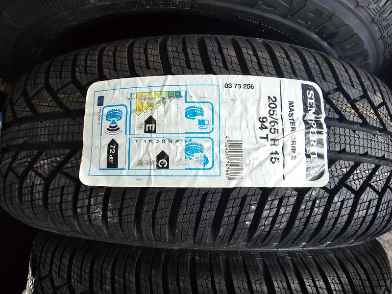 Semperit 205/65 R15 Zimska
