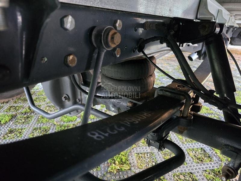 Iveco Daily 3.0 180ks 4,9m