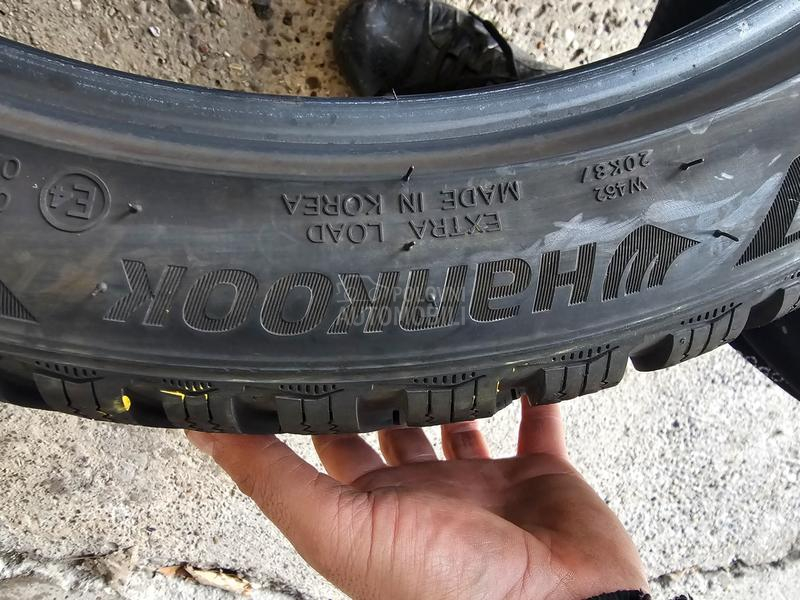 Hankook 205/45 R17 Zimska