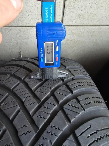 Hankook 205/45 R17 Zimska