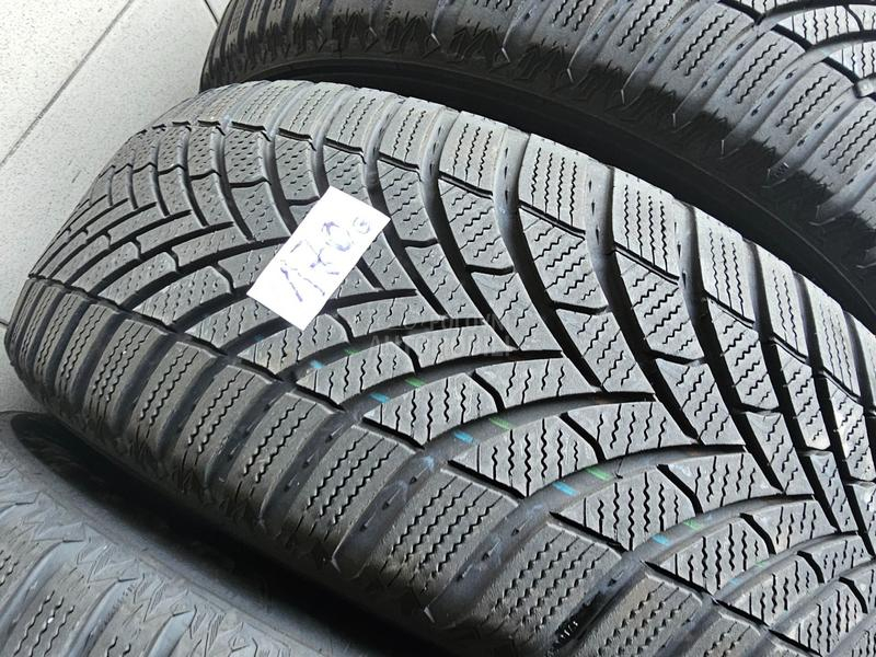 Semperit 215/60 R16 Zimska
