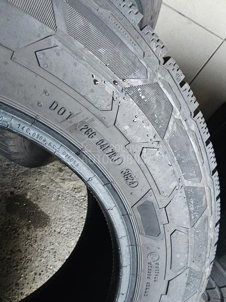 Continental 215/65 R16 Zimska