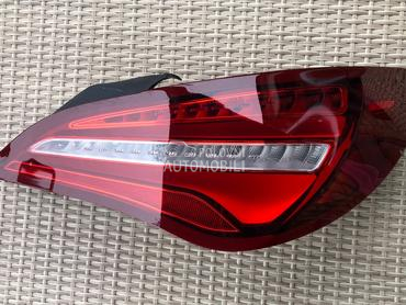 Desna Stop lampa za Mercedes Benz CLA Klasa