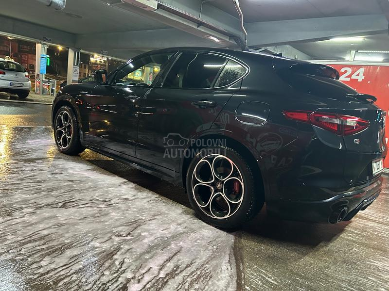 Alfa Romeo Stelvio 