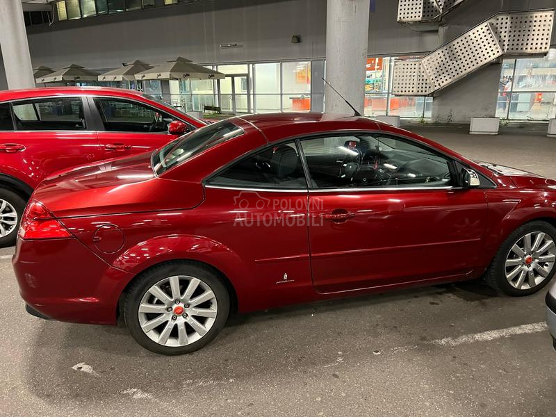 Ford Focus kupe Cabrio
