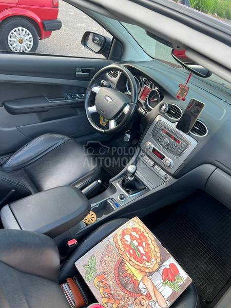 Ford Focus kupe Cabrio