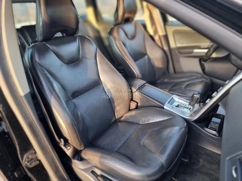 Volvo XC60 2.4 AWD D5 Ch