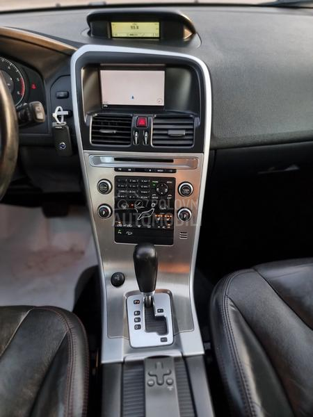 Volvo XC60 2.4 AWD D5 Ch