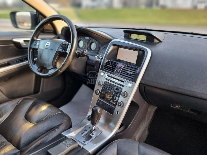 Volvo XC60 2.4 AWD D5 Ch