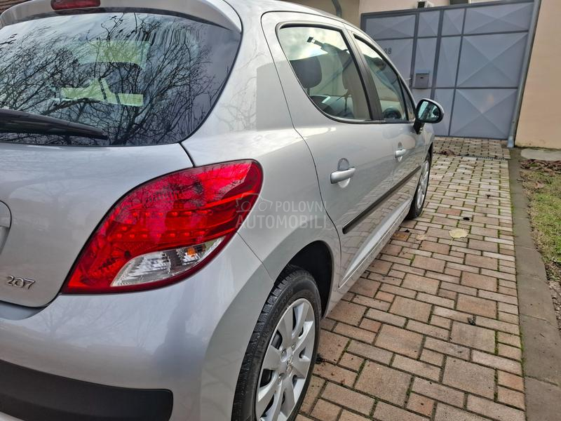 Peugeot 207 