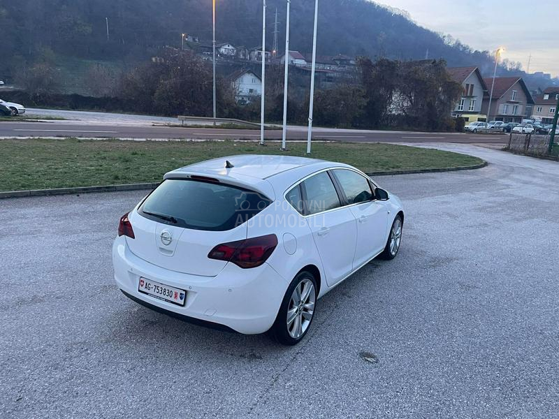 Opel Astra J 1.7 cdti Cosmo